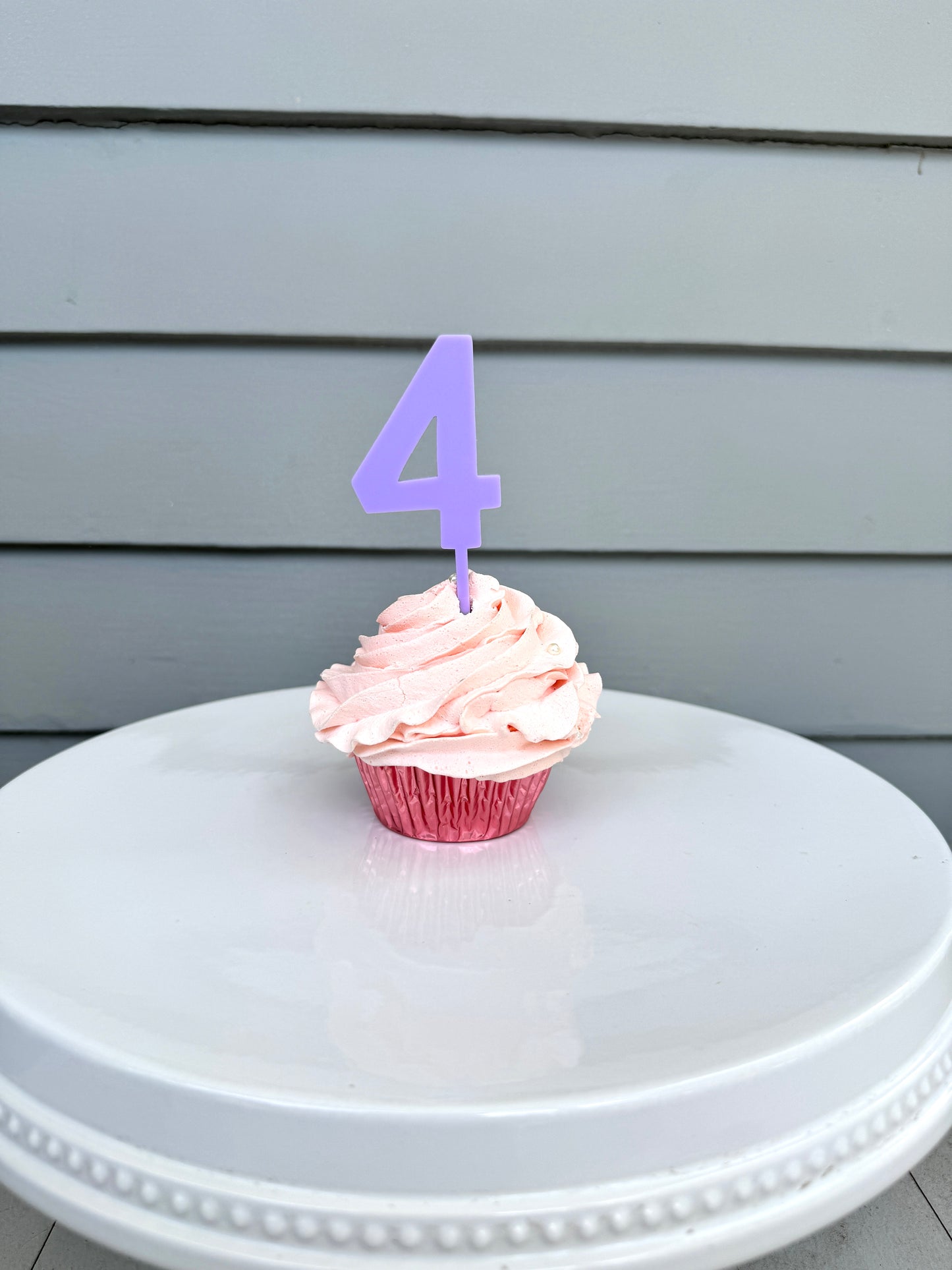 4 Treat Topper
