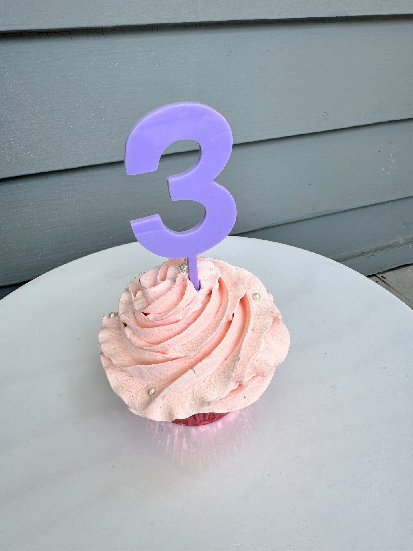 3 Treat Topper