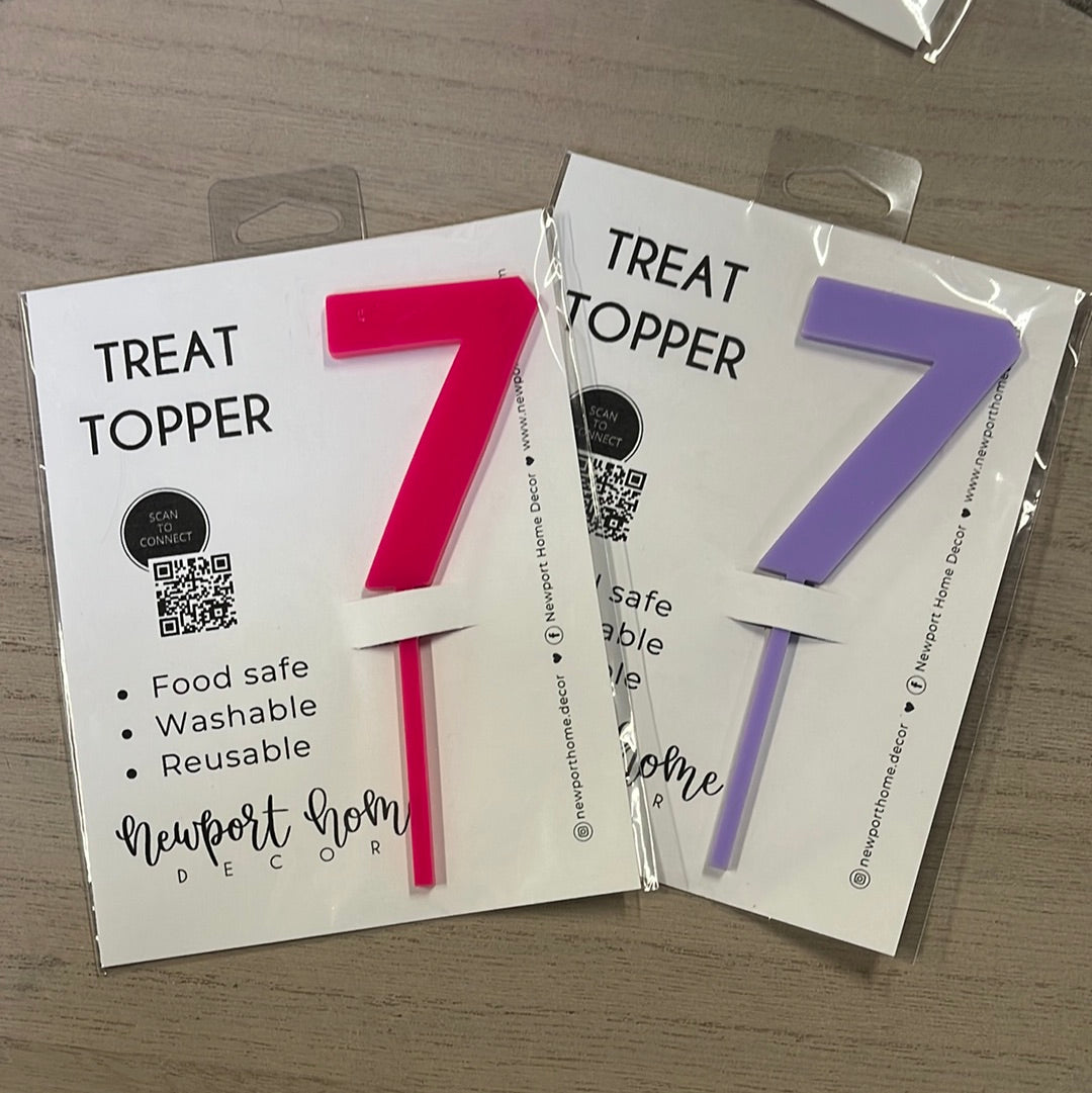 7 Treat Topper