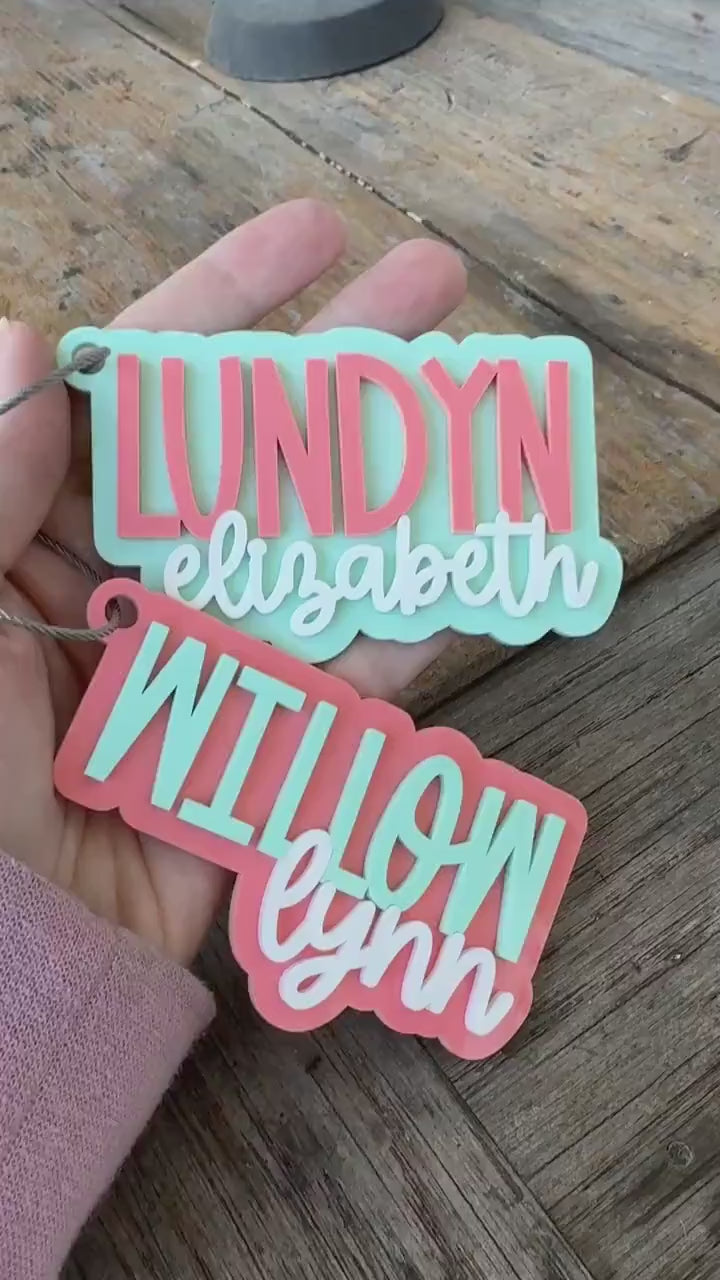 Personalized Keychain | Personalized Bag Tag | Personalized Gift | Backpack Tag | Gift for Boy/Girl | Bogg Bag Tag | Stocking Stuffer