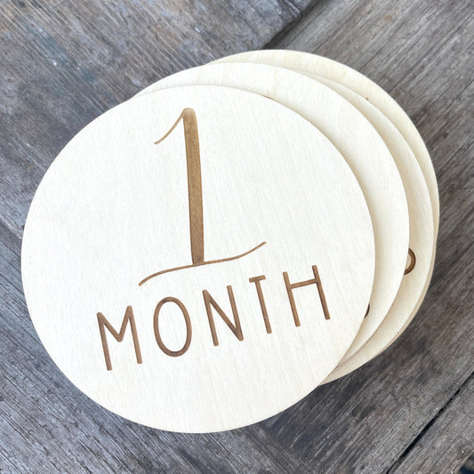 Baby Monthly Milestone Rounds Design 3